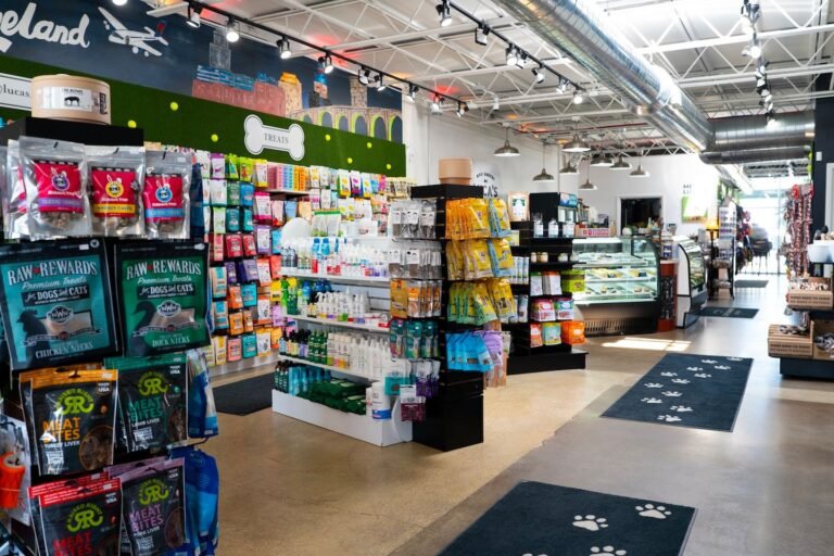 Luca’s Pet Nutrition Center
