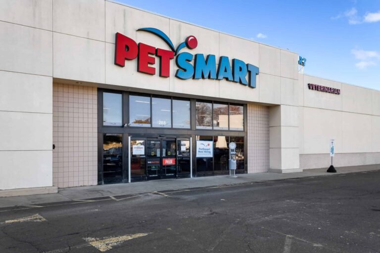 PetSmart Veterinary Services – Stamford